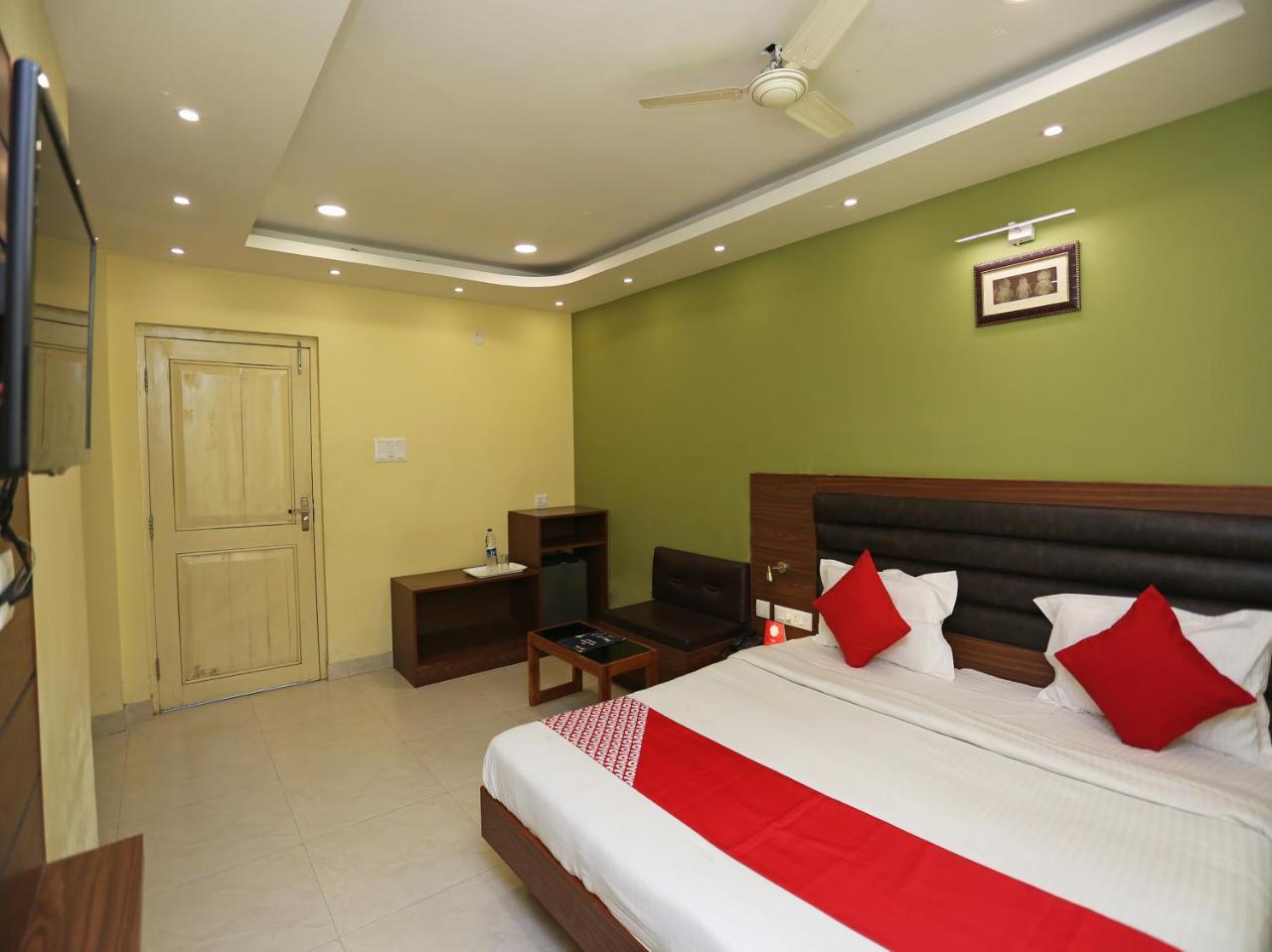 Hotel Oyo 13320 Ocean Delight 3*